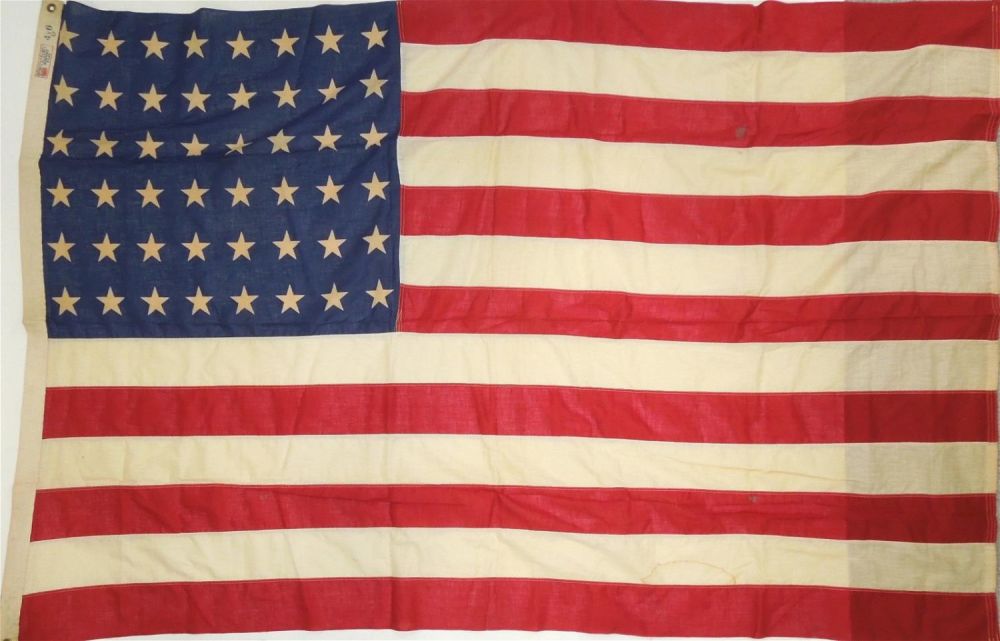 Lot 150: WWII US 48 Star Victory Bunting Flag 4 x 6