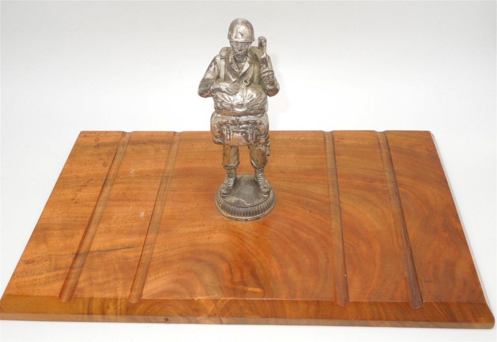 Lot 252: Vintage US Army Paratrooper Airborne Soldier Statue & Walnut Wood Base