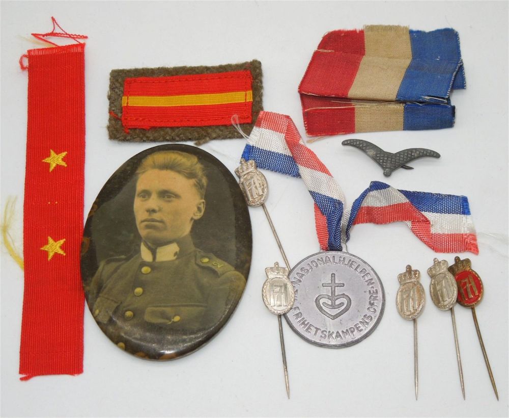 Lot 427: WWII German, Japanese, & Norway Ribbon Pins Photo