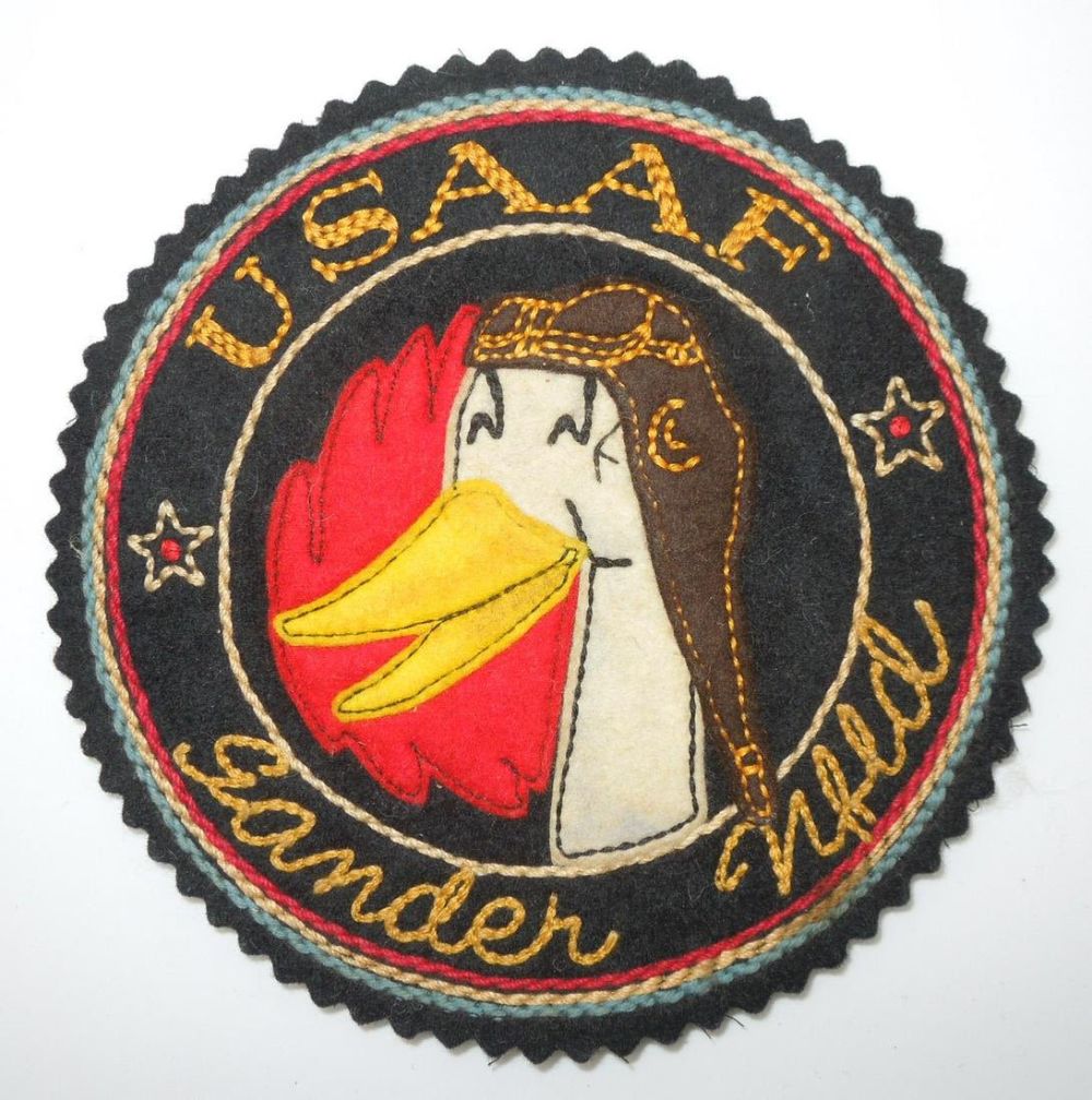 Lot 507: WWII RARE USAAF Army Air Force Sander Field Canada Duck Cartoon Patch