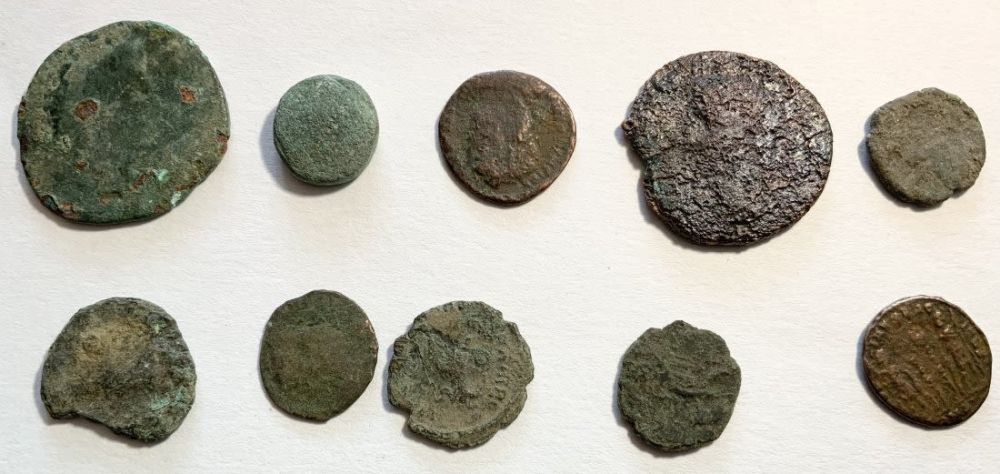 Lot 571: Ancient Roman Unidentified Coins Lot of 10 #1