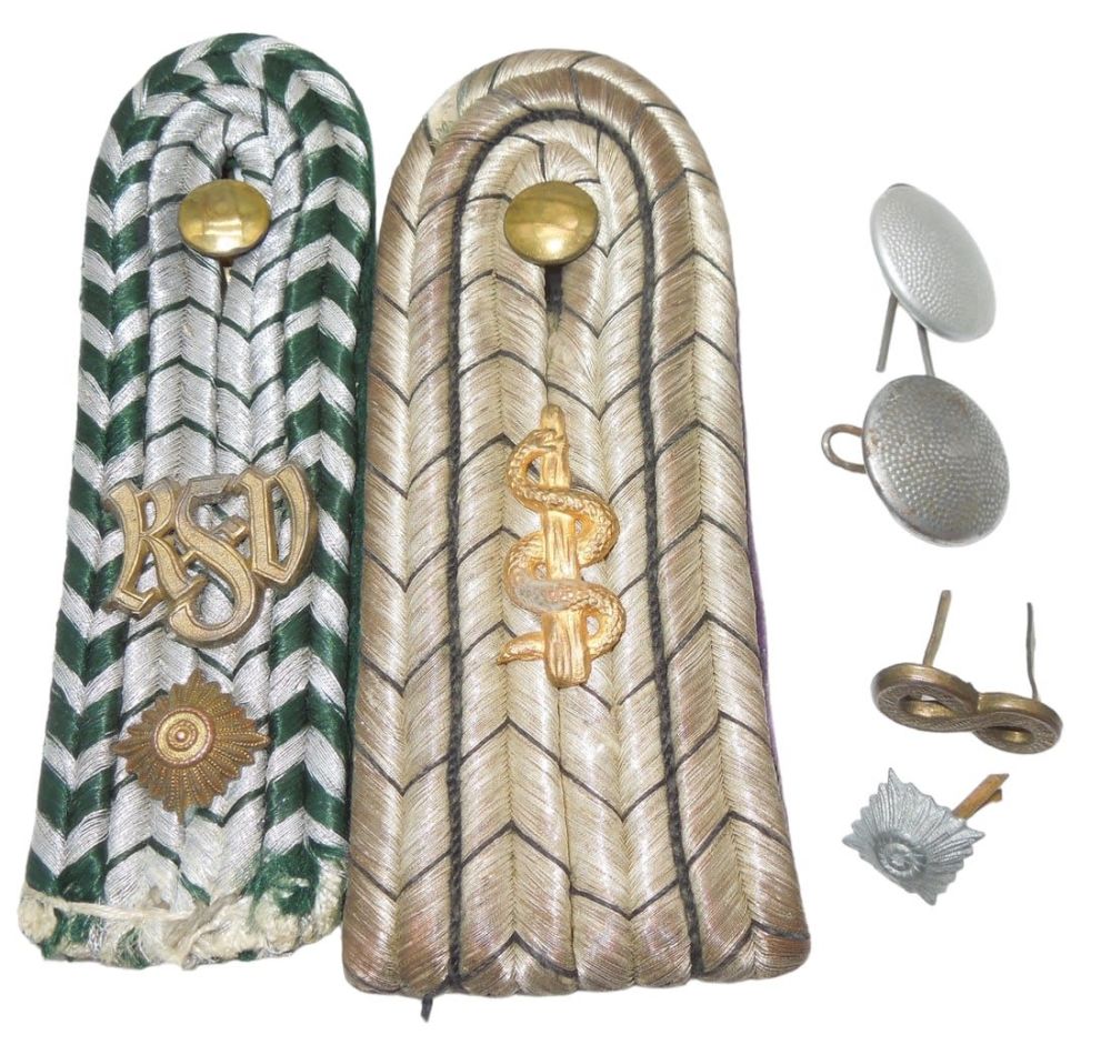 Lot 312: WWII Lot German Wehrmacht Officer Shoulder Boards Medical & RSV