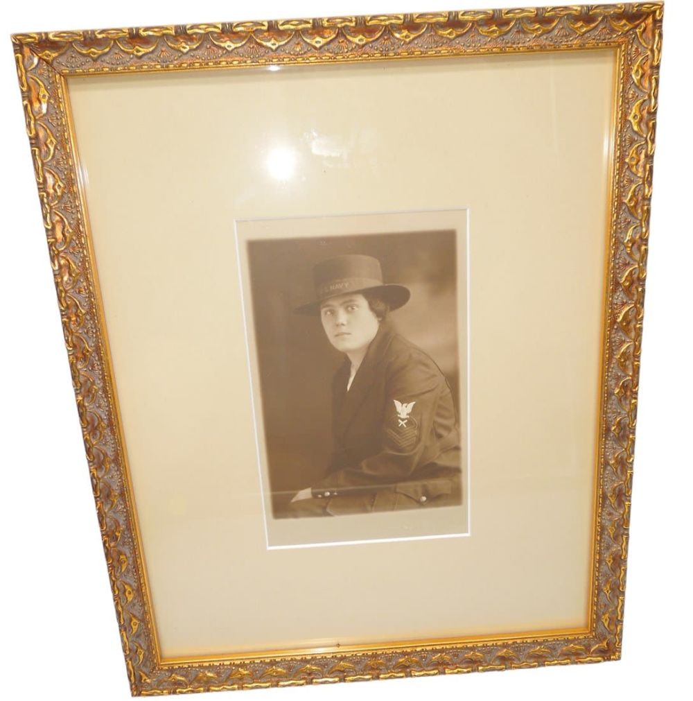 Lot 389: WWI Era USN Navy USNR(F) Female Chief Yeoman Yeomanettes Framed Photo