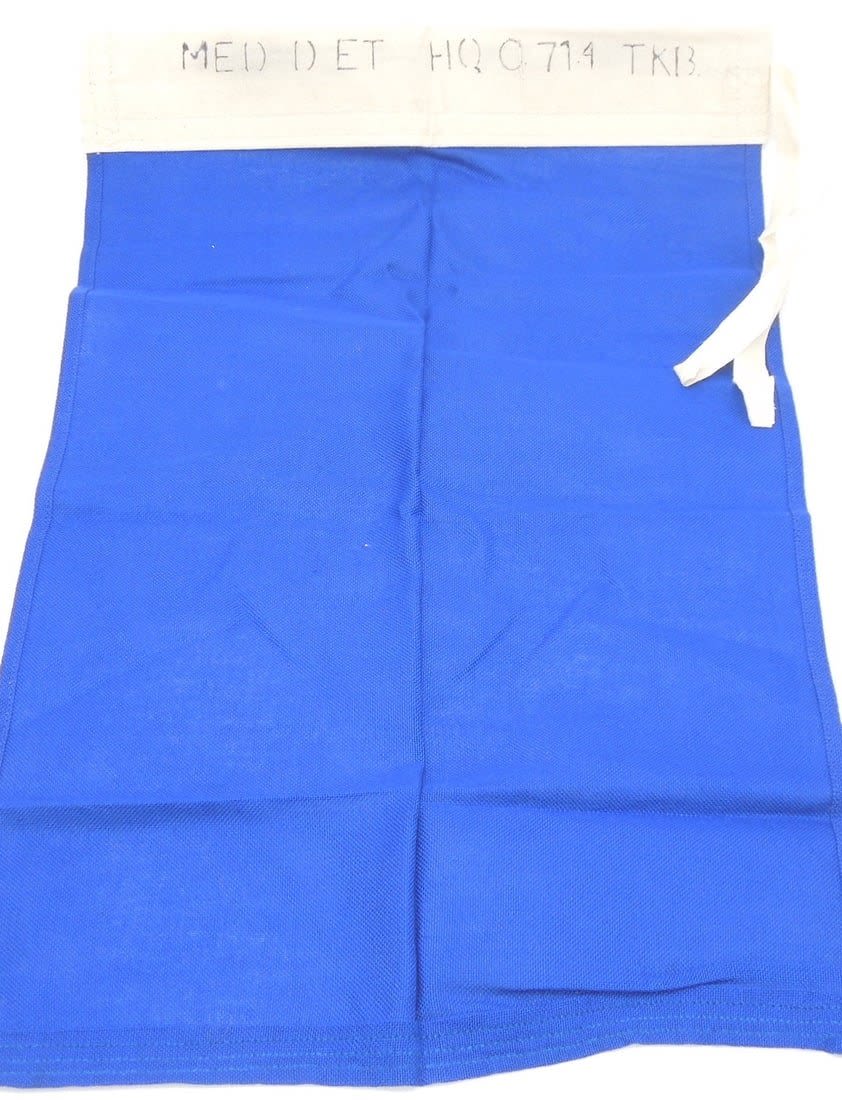 Lot 427: 1972 Vietnam Convoy Flag US Army 714th Tank Battalion Medical Det.
