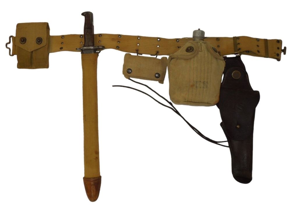 Lot 221: WWI US Army Doughboy Equipment Holster Ammo Belt Bayonet Canteen Bandage