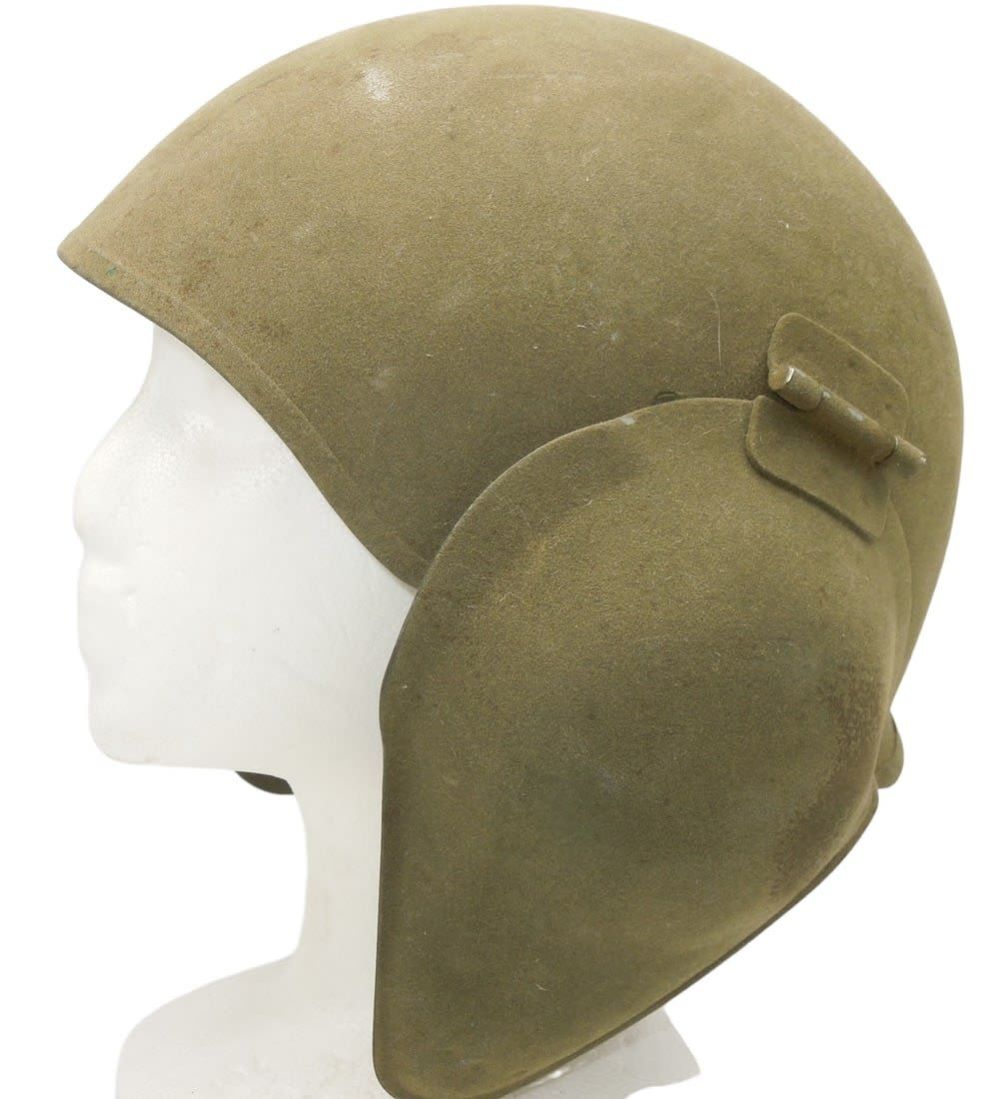 Lot 320: WWII US Army Air Force Aircrew Flak Helmet With Ear Flaps