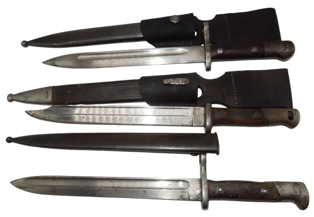 Lot 533: Lot (3) WWII European Bayonets