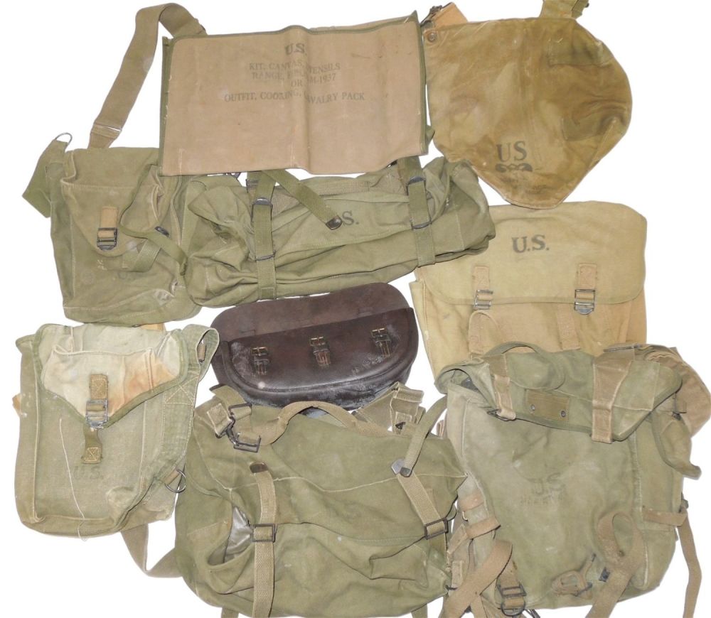 Lot 590: WWII - Korean War US Military Bags & Pouches M1937 Cavalry Pack Musette