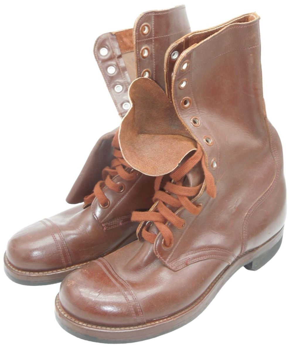 Lot 599: 1951 Korean War US Army Leather Jump Boots Size 8R Endicott Johnson