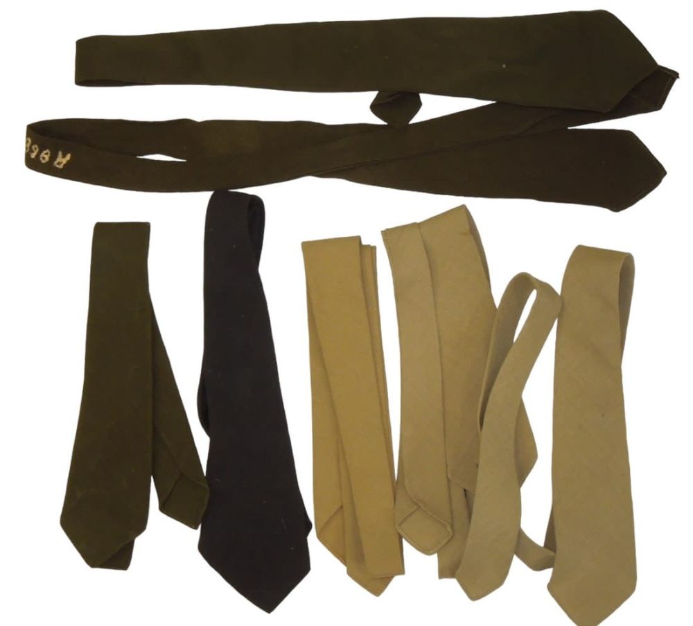 Lot 618: Lot WWII US Army & Air Force Uniform Ties