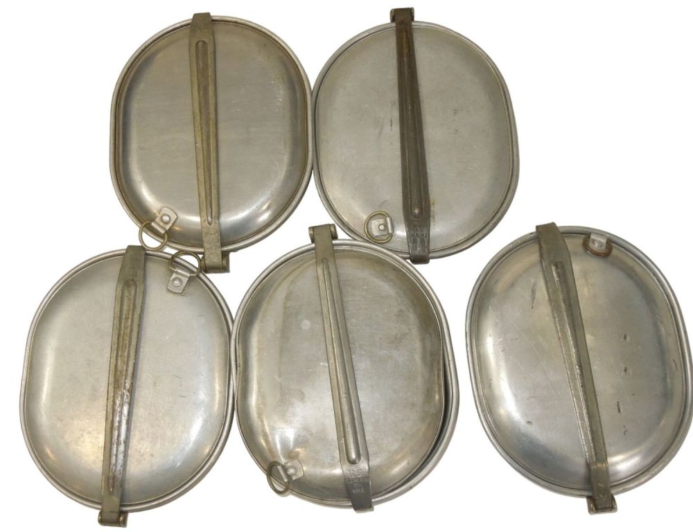 Lot 638: Lot (5) WWI US Army Dated Mess Kits TUSA , L.F. & C., J.W.B.M