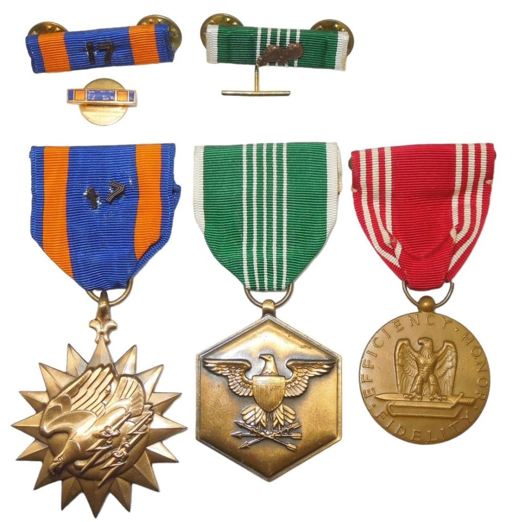 Lot 668: Named WWII & Vietnam US Army Medals