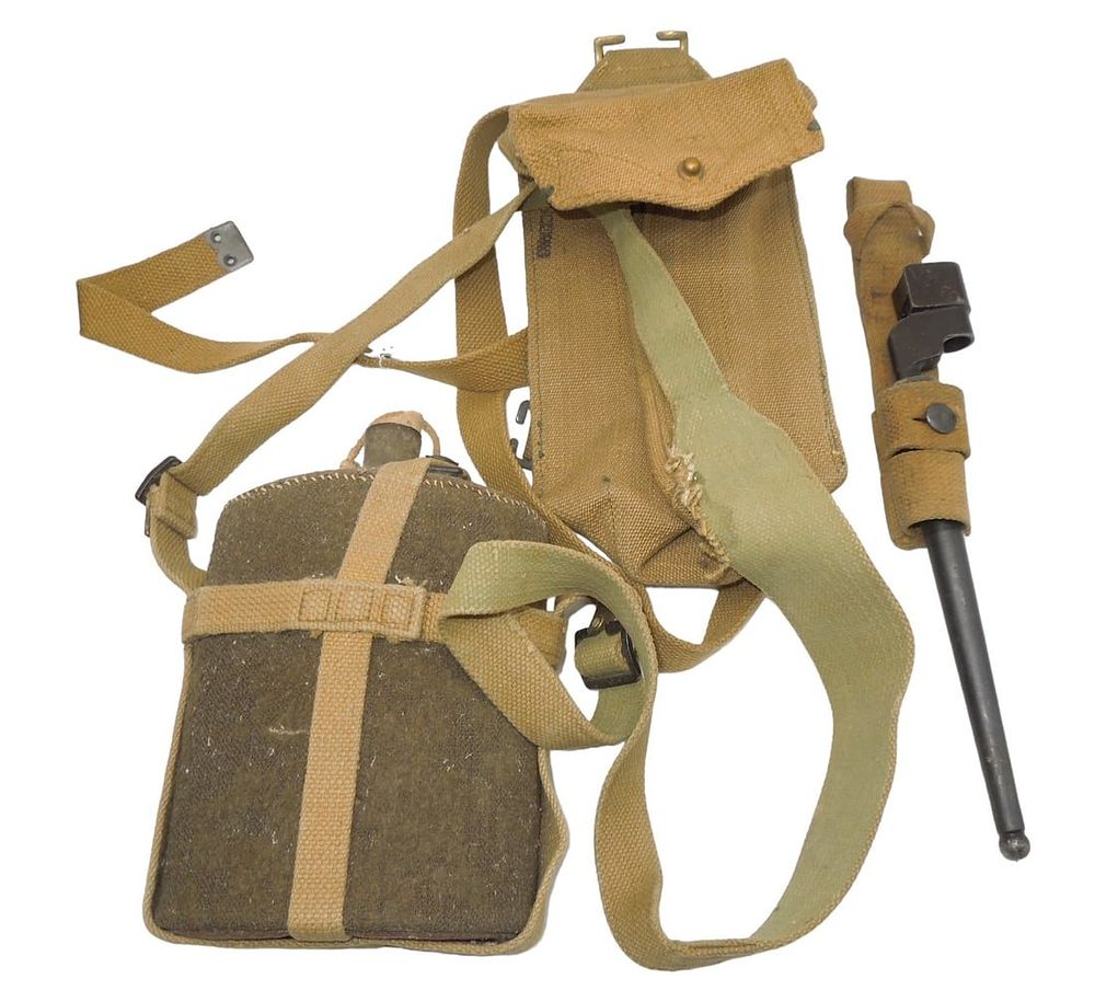 Lot 148: WWII P37 British Army Canteen 1944 Ammo Pouch & Socket Bayonet