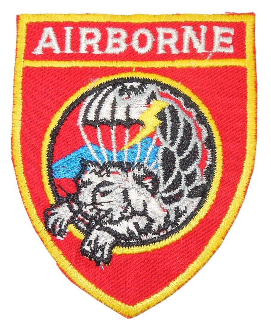 Lot 190: Vietnam War MAC-V SOG Special Commando Liaison Patch ARVN