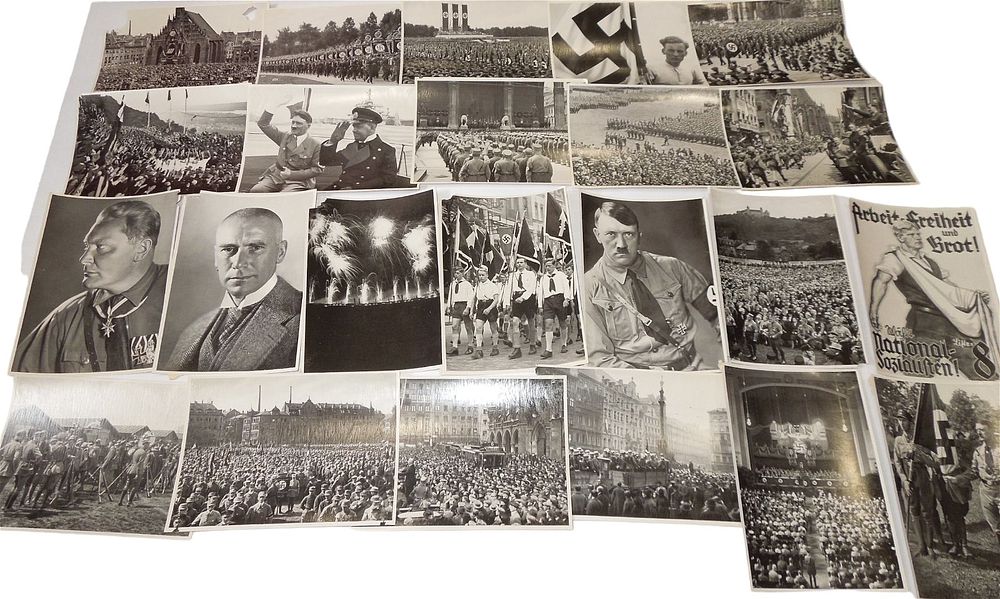 Lot 274: 1935 German Cigarette Cards Deutschland Erwacht Group 31