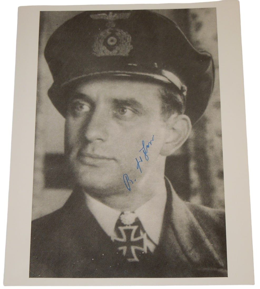 Lot 321: WWII German U-Boat Commander Reinhard Suhren U-564 Knights Cross Signed Photo