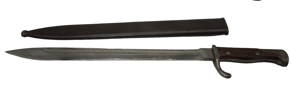 Lot 362: WWI 1916 Dated German Army Butcher Bayonet & Scabbard