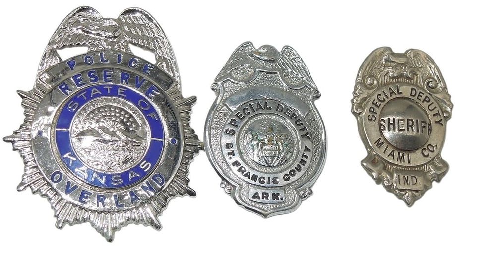 Lot 391: Lot (3) Vintage Police Sheriff Badges Overland Kansas Arkansas Indiana