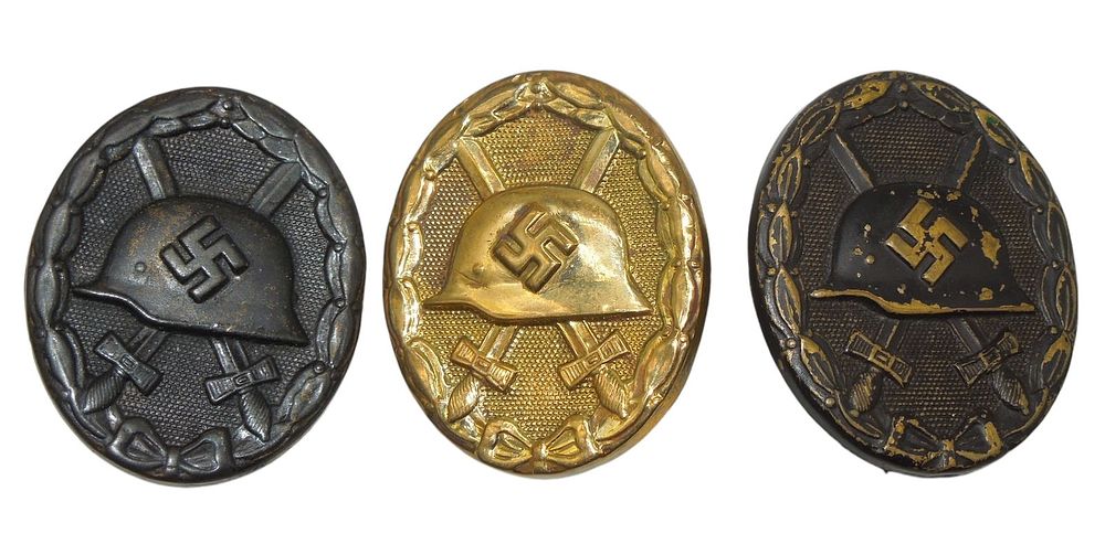 Lot 188: Lot (3) WWII German Army Wound Badges Black & Gold