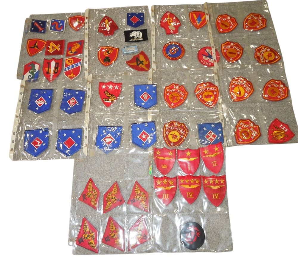 Lot 189: Lot WWII US Marine Corps USMC Unit Patches Rider & Paratrooper