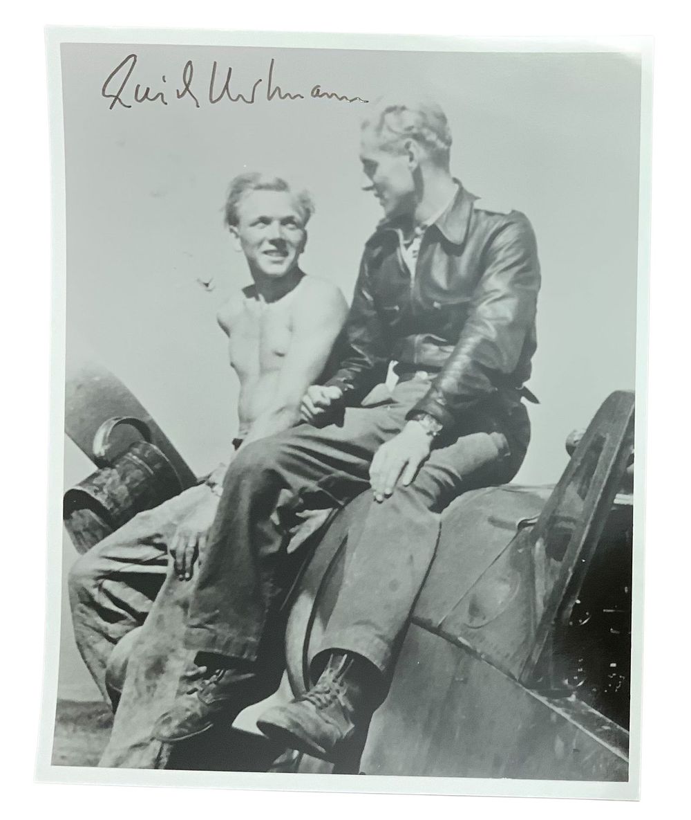 Lot 253: WWII German Luftwaffe Fighter Ace Pilot Erich Hartmann Signed Photo Knights Cross