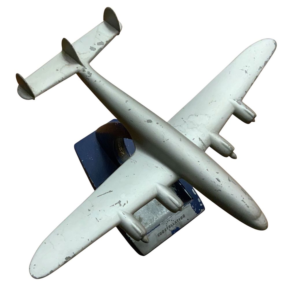 Lot 325: 1950s Lockheed Constellation Eastern Airlines Golden Falcon Model Aircraft Ashtray