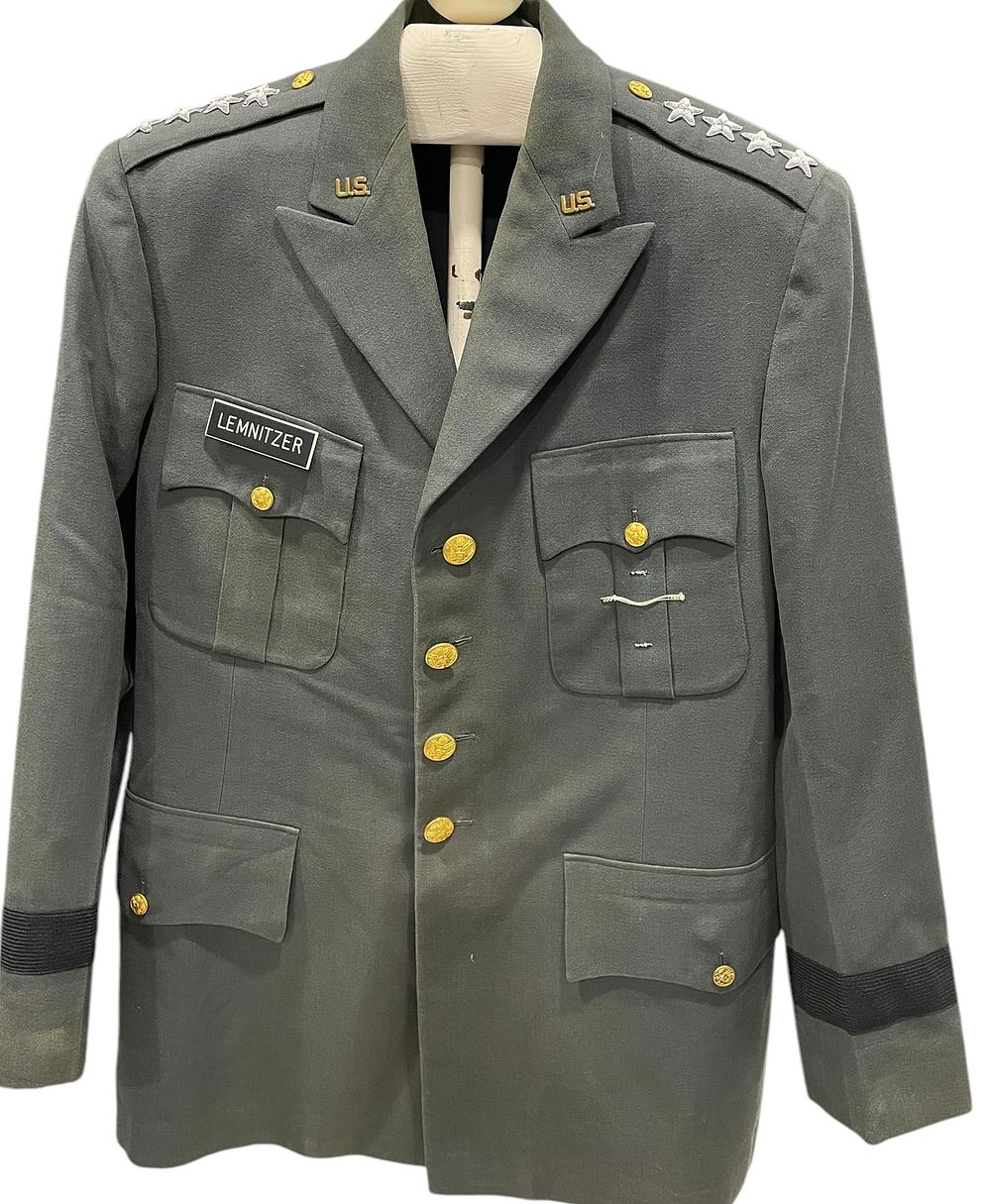 Lot 329: 1960s Uniform Jacket of US Army General Lyman Lemnitzer CJCS