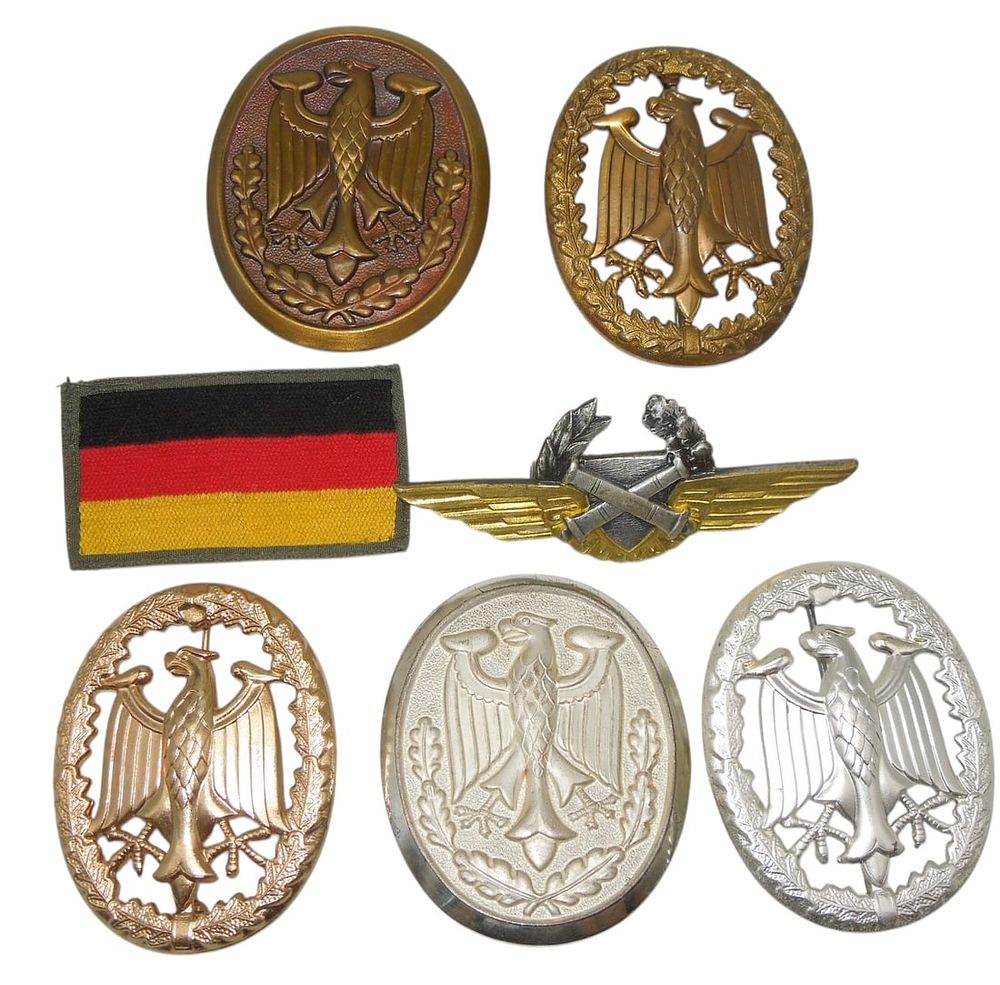 Lot 340: Cold War West German Armed Forces Badge of Proficiency Lot