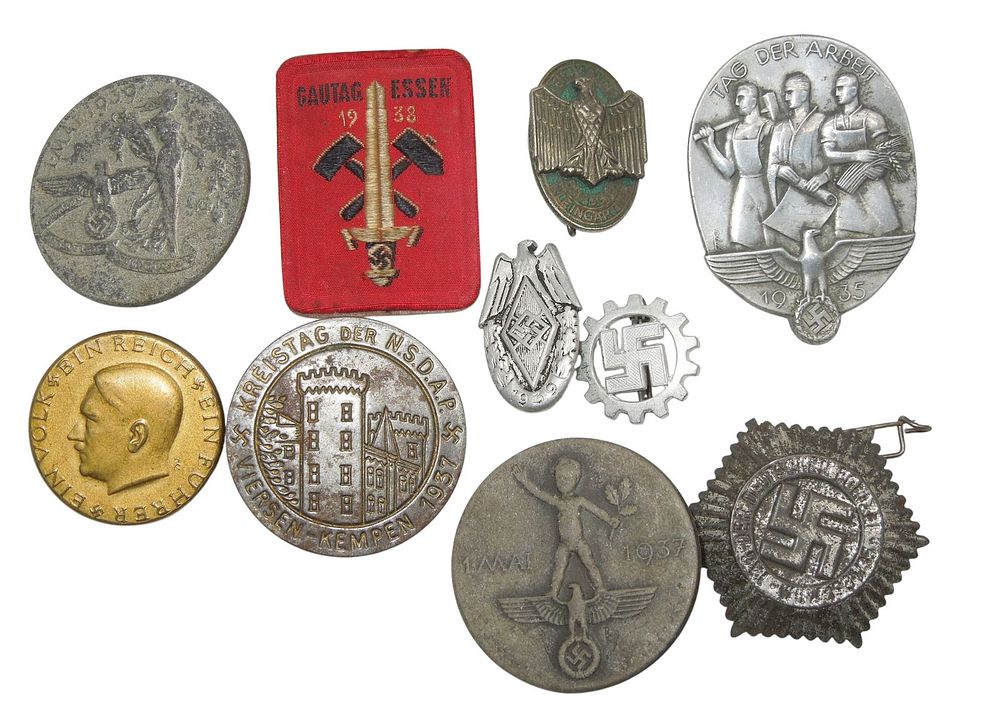 Lot 172: Lot (10) WWII German Military & Patriotic Tinnie Pins Worker Badge