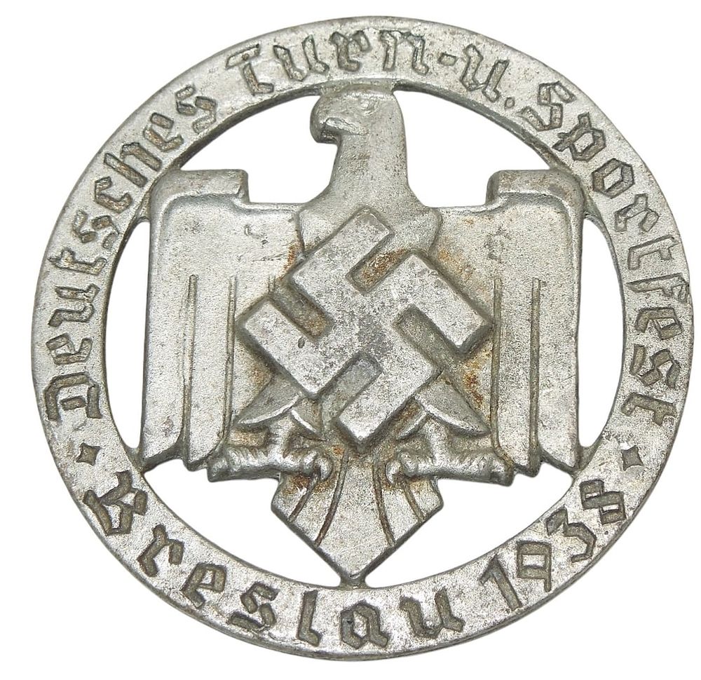 Lot 184: WWII German 1938 Sportfest Breslau Military Pin Badge