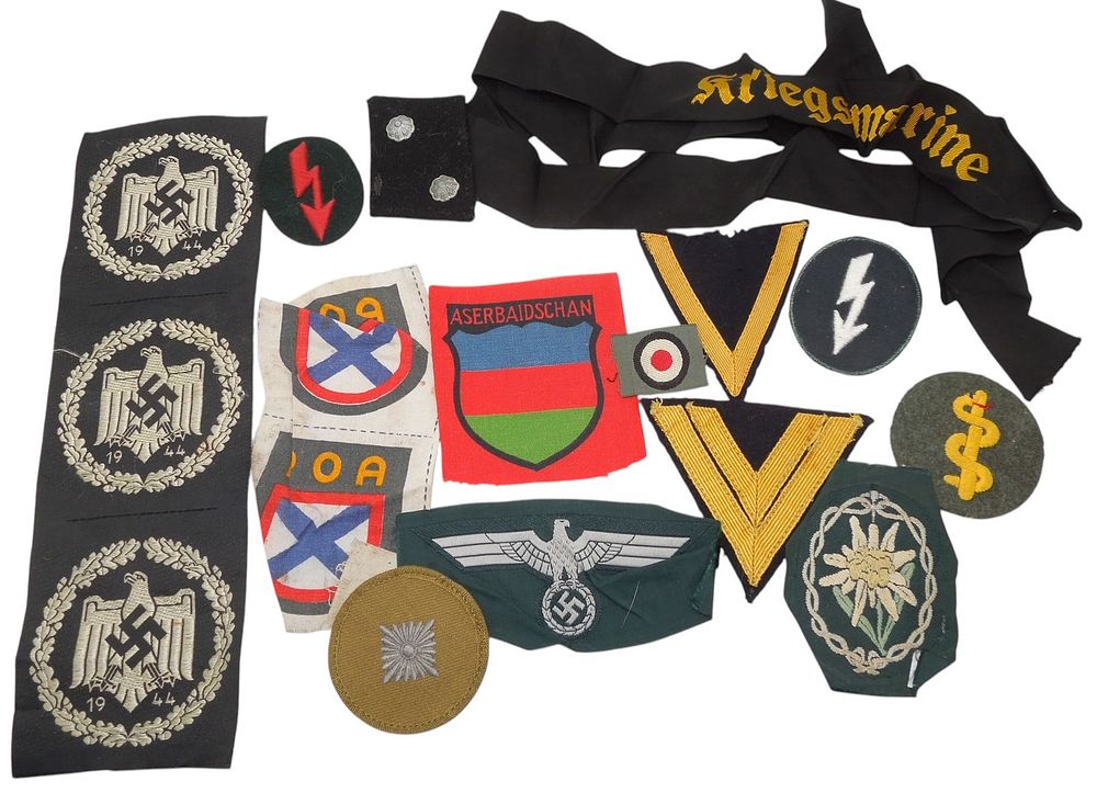 Lot 204: Lot WWII German Military Patches Kriegsmarine POA Edelweiss