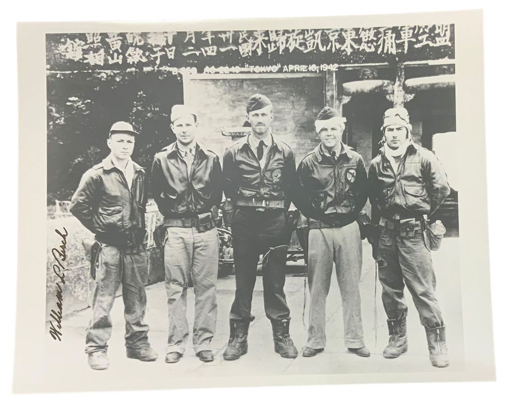 Lot 225: WWII Doolittle Raiders Crew Bomber Bombardier William Birch Signed Photo