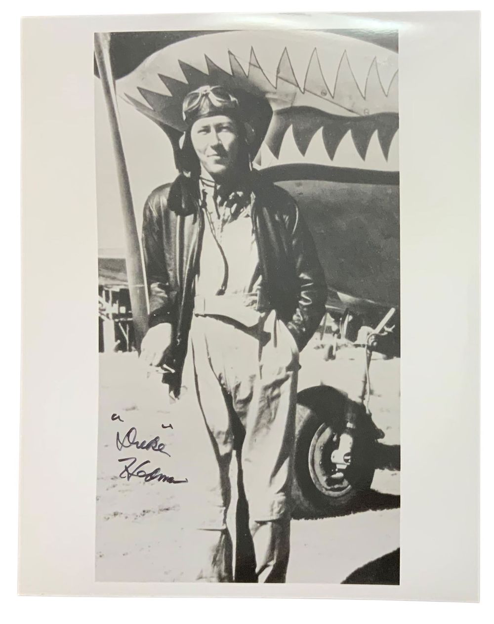 Lot 229: WWII AVG Flying Tigers Ace in a Day Robert Duke Hedman Signed Photo