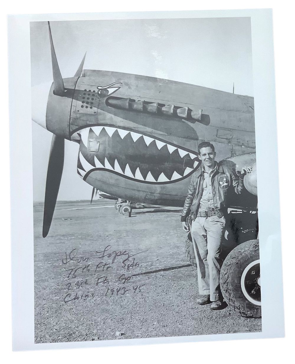 Lot 274: WWII ACE Flying Tigers Fighter Pilot Don Lopez 75th Fighter Squadron Signed Photo