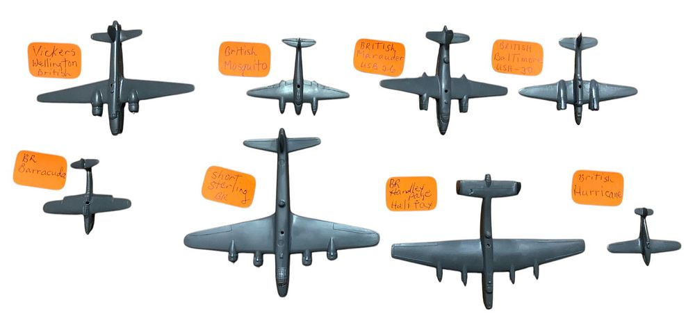 Lot 289: RAF Royal Air Force Cruver Aircraft Spotter Recognition Planes Lot (8)