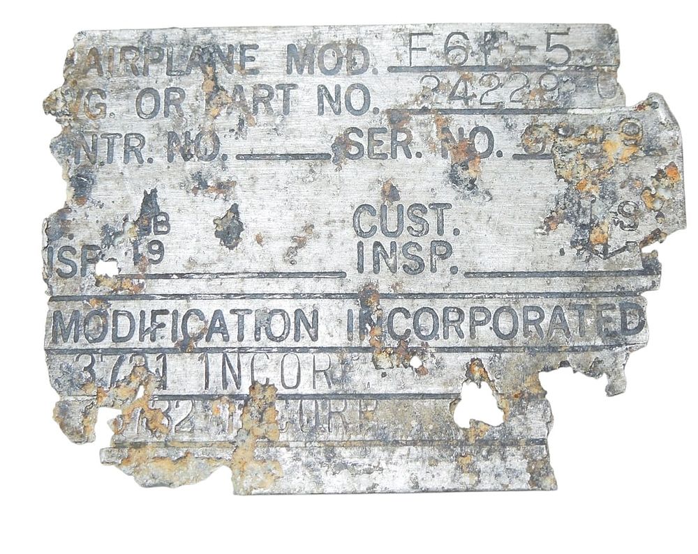 Lot 299: WWII US Navy Fighter Plane F6F-5 Metal Data Plate