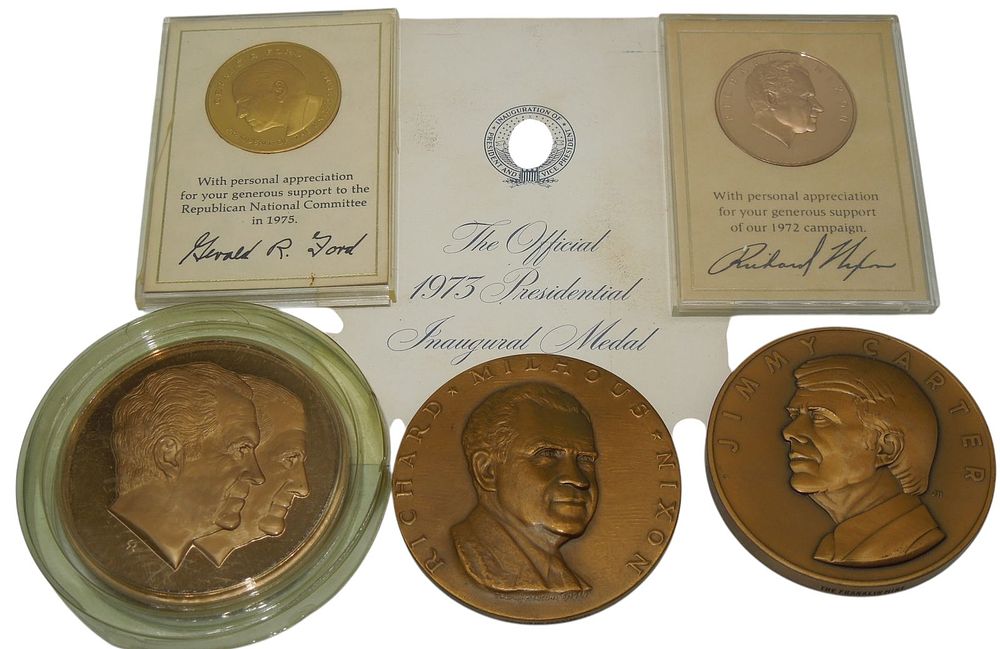 Lot 305: Lot 1970s US Presidential Bronze Political Table Medals Ford Nixon Carter