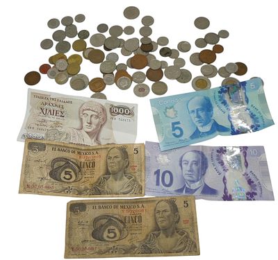 Lot Vintage & Modern Foreign Coins Bills Currency Canada. Lot of currency as shown. Condition: 