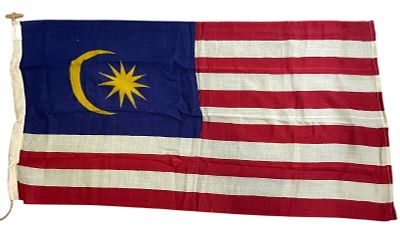 1950s Flag of Malaya With Government Letter. Original cloth flag measuring 2 x 4 feet. Comes 