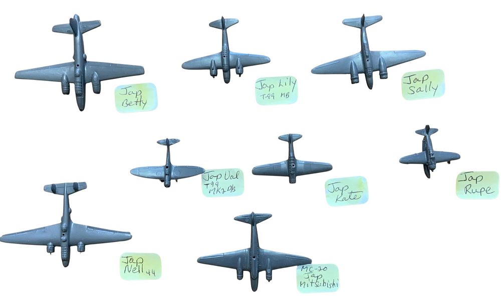 Lot 183: Japanese Japan Cruver Aircraft Spotter Recognition Planes Lot (8)