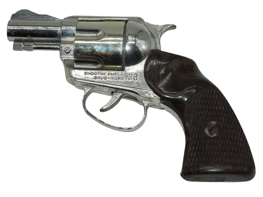 Lot 262: Vintage Mattel Shootin Shell Snub Nose Toy Cap Gun