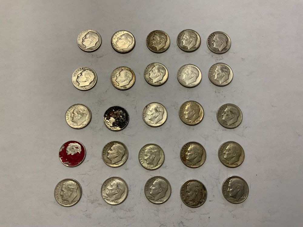 Lot 341: Roosevelt Silver Dime Lot (25) #7