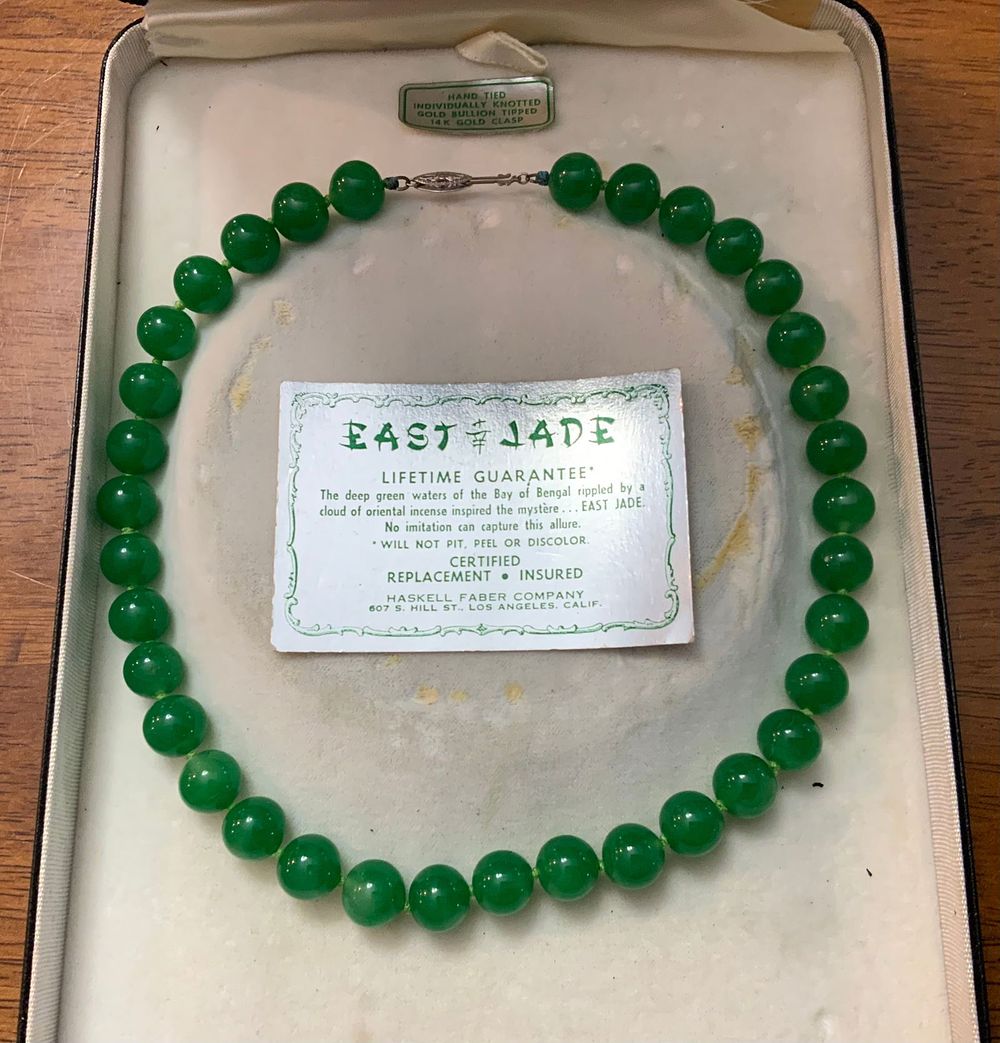 Lot 367: 1960s Miriam Haskell Far East Jade 14KG Clasp Necklace