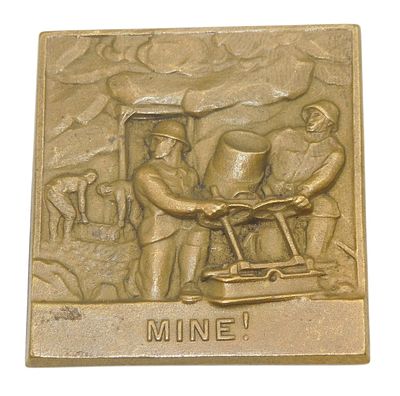 WWI Austro-Hungarian Imperial and Royal Heavy Mortar Artillery Mine Cap Badge Pin. Original as 