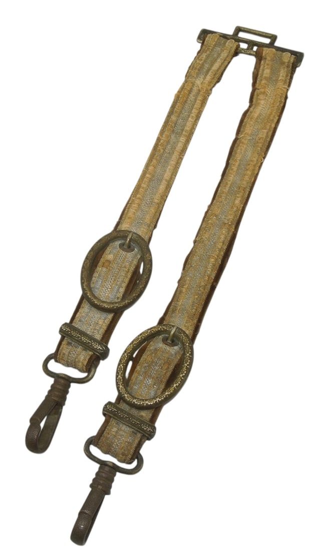 Lot 144: WWII German Heer Army Officer Dress Dagger Hanger