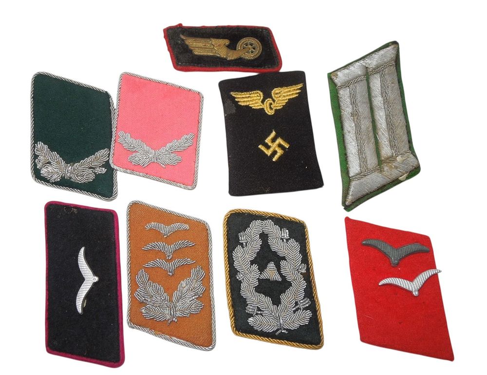 Lot 146A: WWII German Wehrmacht Luftwaffe Military Uniform Collar Tabs Bullion