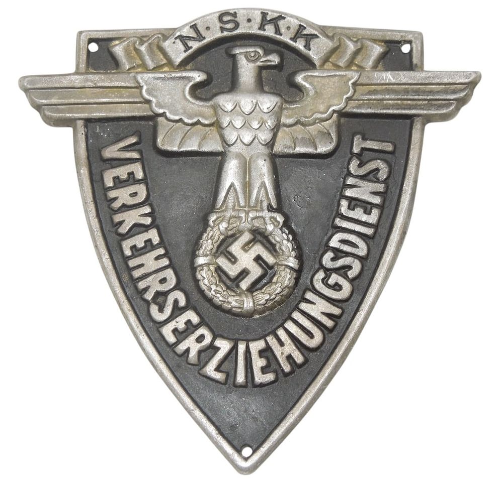 Lot 156: German WWII NSKK Traffic Control Service Sleeve Eagle Badge