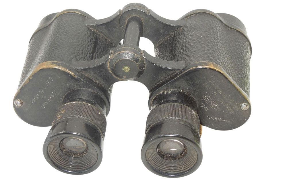 Lot 175: British WWII MKII Prism Military Binoculars