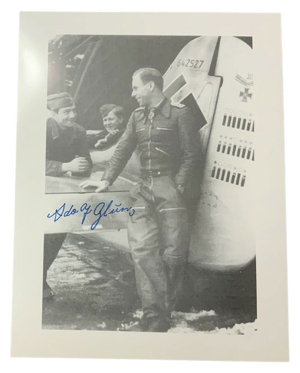 Lot 221: WWII German Fighter Ace Adolf Glunz Knights Cross Signed Photo