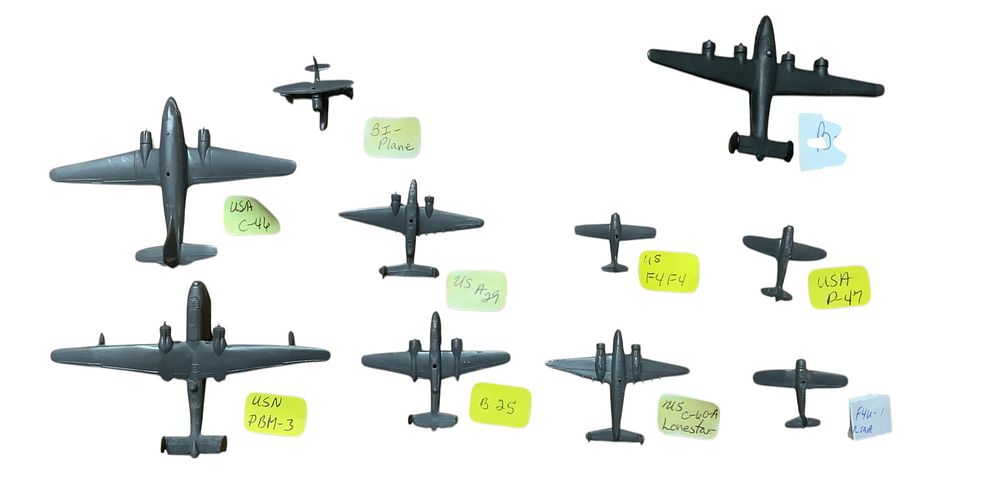 Lot 257: US Army Air Force & Navy Cruver WWII Aircraft Spotter Recognition Planes Lot (10) #2